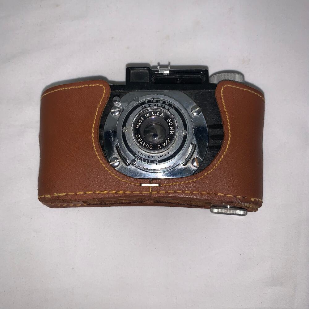 Vintage Argus A2B Anastigmat 35mm Film 50mm/f4.5 Coated Camera